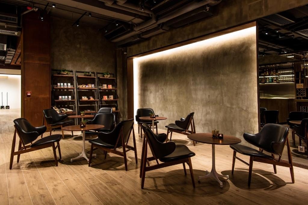 LLT lighting design ambience, client lounge